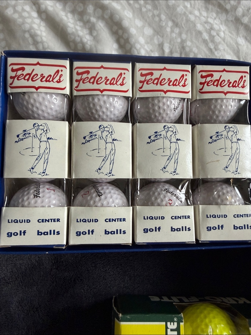 Vintage Spalding and Federals White and yellow Golf Ball Lot w/ birthday set - Picture 2 of 16
